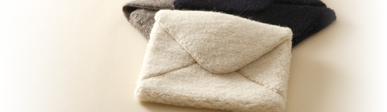 クラッチバッグ